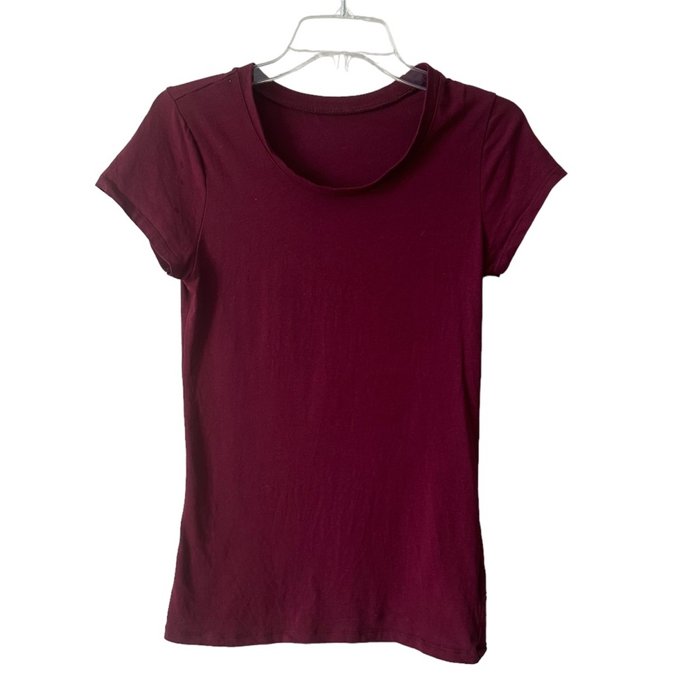 Women’s Burgundy Scoop Neck Short Sleeves T-Shirt Small